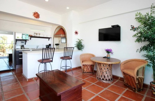 Balcones de Loma Linda Condominio | Old Mazatlan Waterfront One Bedroom in the Vue