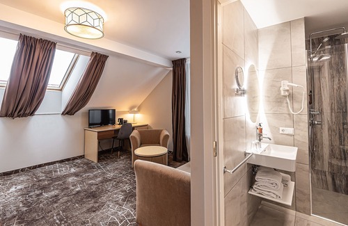 Old Town Hotel | Old Mill Comfort