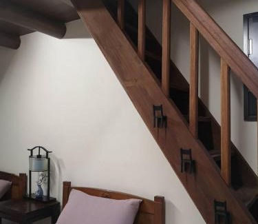 Jinhu Cama Y Desayuno | Old Min House Building 3