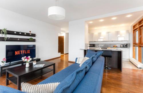 Muranow Apartamento | Old Money Tower Panoramiczny Widok z 8 Piętra Garaż Arkadia Westfield Metro Gdańska
