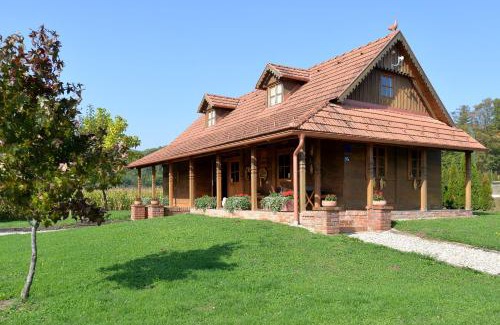 Marusevec Casa | Old Oak House with pool