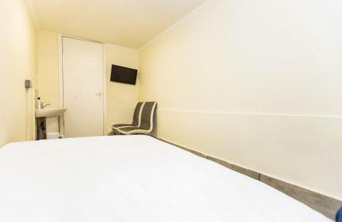 Southall Green Hotel | Old Oak Tree Inn