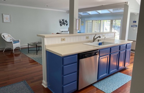 Ocean Park Condominio | Old Orchard Beach Condo with pool, 5 minute walk to Beach
