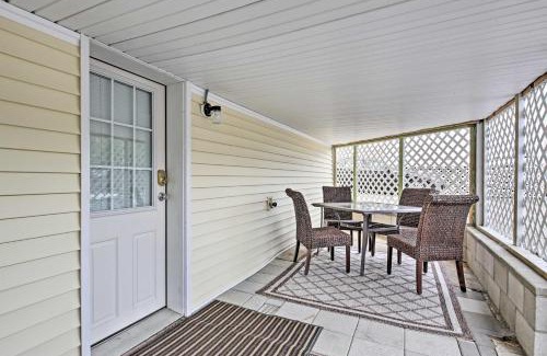 Old Orchard Beach Apartamento | Old Orchard Beach Home with Patio Walk to Beach