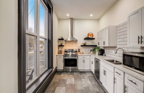 Huron Casa | Old Plat Homestead - private pool & close to beach!