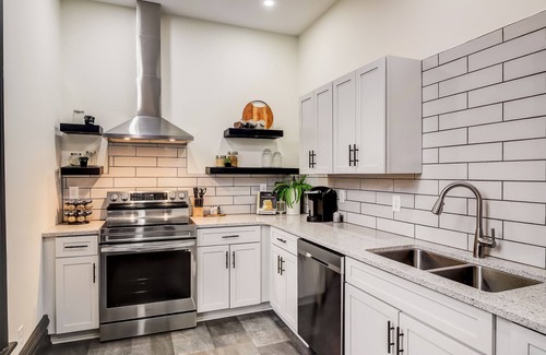 Huron Casa | Old Plat Homestead - private pool & close to beach!