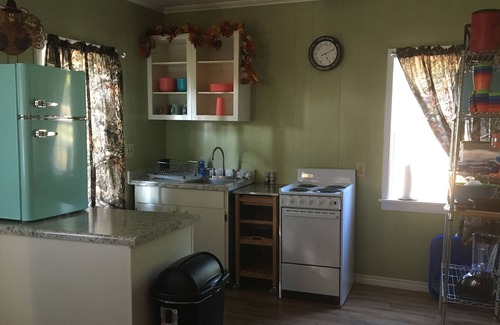 Waveland Cabaña | Old Post Office Bunkhouse