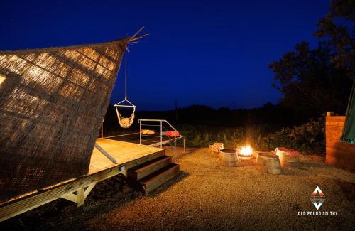 Woolsery Otro | Old Pound Smithy