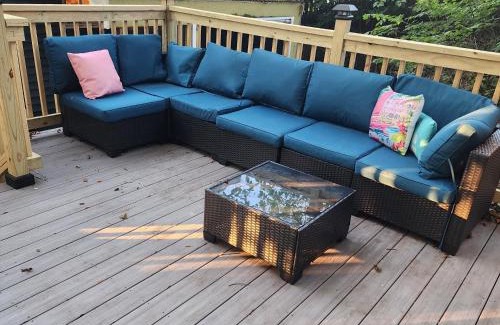 South Peabody Casa | Old Salem Inn 15 mins from downtown Salem