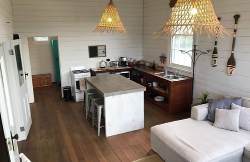 Venus Bay Casa | Old School Beach House