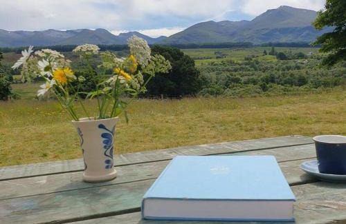 Spean Bridge Casa | Old School, Spean Bridge - fun, friendly, relaxed