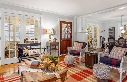 Macatawa Cabaña | Old Scotch Cottage Holland/Saugatuck