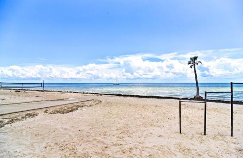 Historic Uptown Casa | Old St Pete Bungalow - Downtown 1 Mi, Beach 8 Mi!