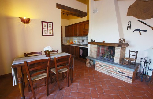 Ferretto Casa | Antigua casa de piedra de 1800 con piscina y vista panorámica.