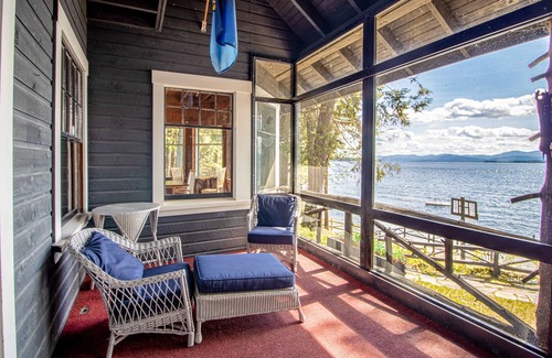 Moultonborough Casa | Old Time Winnipesaukee Lodge
