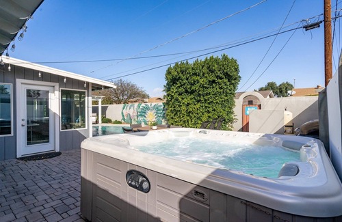 Scottsdale Estates Nine Casa | Old Town Abode by Rebl|Heated Pool|Spa|Ping Pong