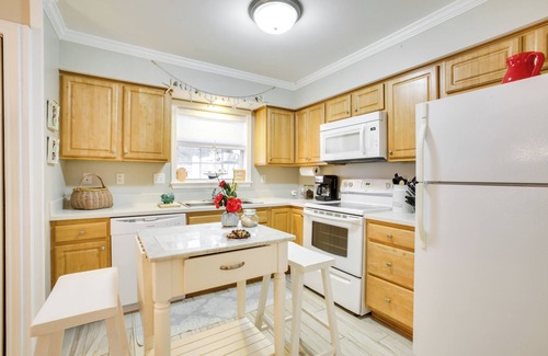 Old Town Casa | Old Town Bay St Louis Townhome: Walk to Beach