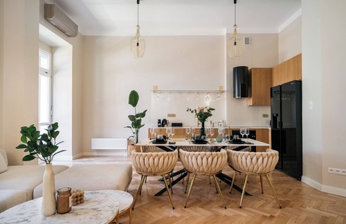 Stradom Apartamento | Old Town Oasis - LoftAffair