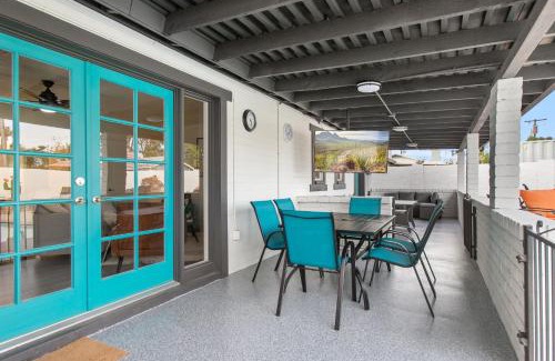 Peaceful Valley Casa | Old Town Oasis Wheated Pool, Hot Tub, & Fire Pit
