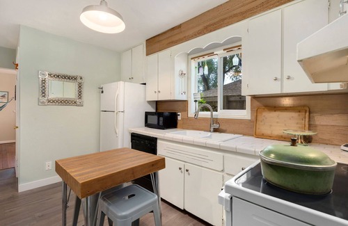 Fort Collins Casa | Old Town Retreat w/ Vintage Flair Near Csu, Bikes!