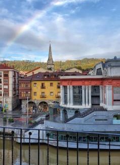 Bilbao la Vieja Apartamento | Old Town & River (Casco Viejo Bilbao) E-BI 1138