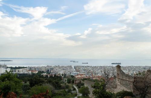 Ano Poli Apartamento | Old town view apartment