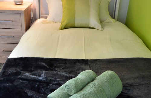 Trafford Casa | Old Trafford Guest House