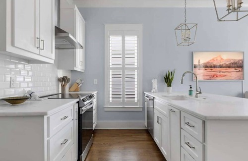 Old Village Historical District Casa | Old Village Charmer | 2BR/2.5BA - Mt. Pleasant