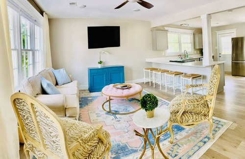 Old Village Casa | Old Village - Renovated - Close to Beach/Downtown