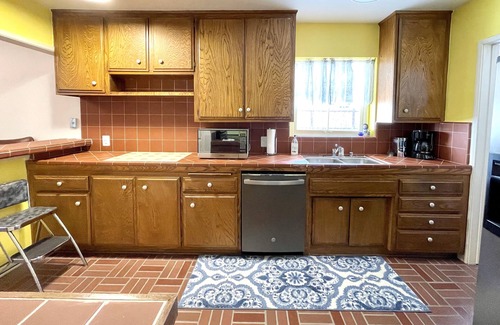 Valley Village Casa | Old World Charm in the Valley. Close to everything.