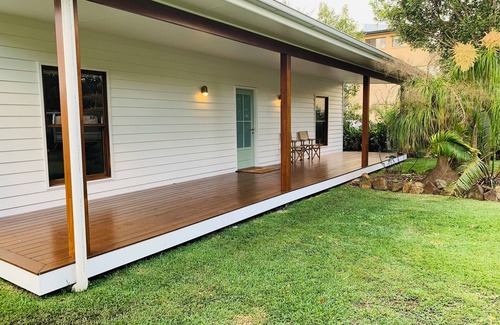 Old Bar Casa | Oldbar Road Beach House
