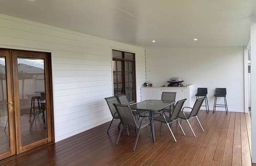 Old Bar Casa | Oldbar Road Beach House