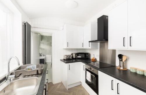 Oldbury Casa | Oldbury House - Bespoke for Contractors