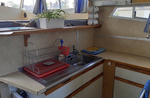 Cuffy Alquiler De Eote | BARCO "OLEA". Nevers. Magny-Cours. Loire. Allier. Centro del valle del Loira