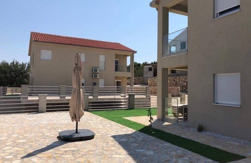 Veliki Drvenik Apartamento | Olea Resort, 50m2, Teilweise Meerblick