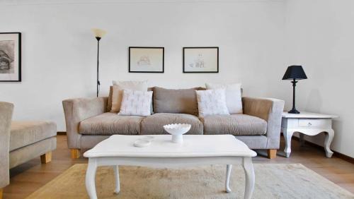 Lake Albert Casa | Oleander Cottage - Cosy Ambience, Pets Allowed