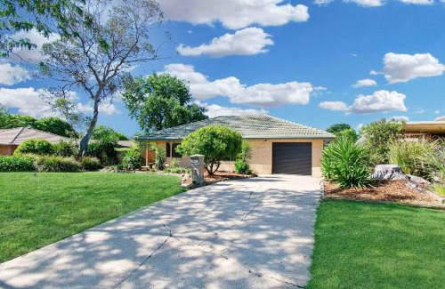 Lake Albert Casa | Oleander Cottage - Cosy Ambience, Pets Allowed