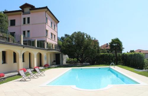Mergozzo Apartamento | Oleandro 1 apartment in Villa Cerutti