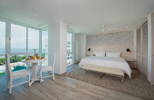Zona Hotelera Hotel | Oleo Cancun Playa All Inclusive Resort