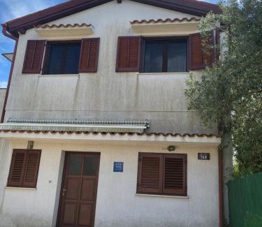 Valtura Apartamento | Olive and Herb Retreat II