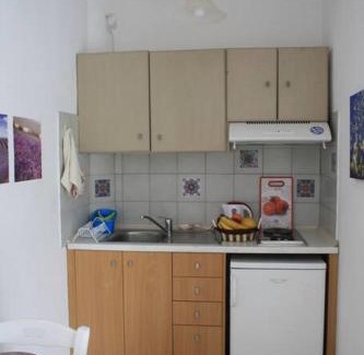 Adelianos Kampos Apartamento | Olive apartment