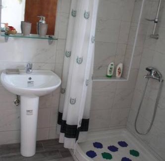 Adelianos Kampos Apartamento | Olive apartment