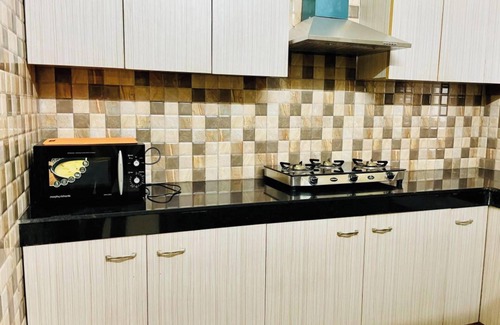 Sushant Lok Apartamento | Olive Service Apartment Near Artemis