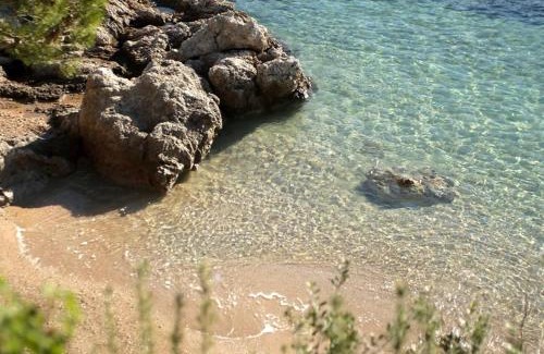 Dubrava Apartamento | Olive-Sunset Haven in Zuljana