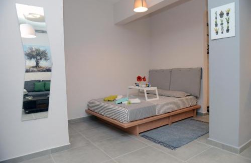 Filopappou Apartamento | Olive Tree Deluxe Apt under Acropolis