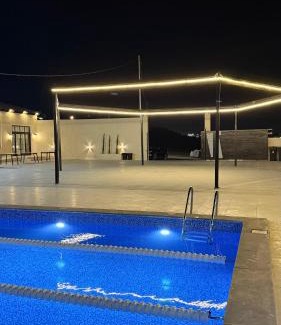 Karak Governorate Chalet De Esquí | olive tree farm and chalet - مزرعه و شاليه شجره الزيتون