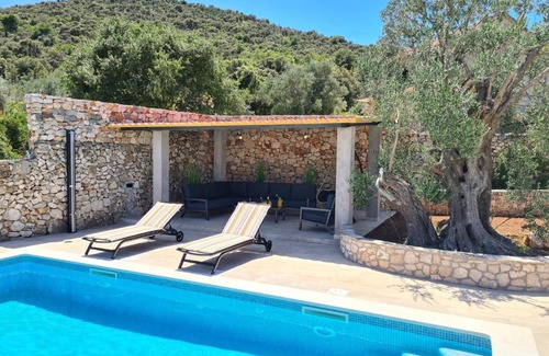 Vinisce Casa | Olive Tree - House with Pool