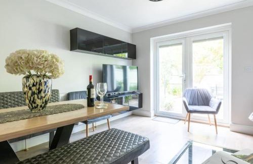 Whitstable Casa | Olive Tree Townhouse, with parking
