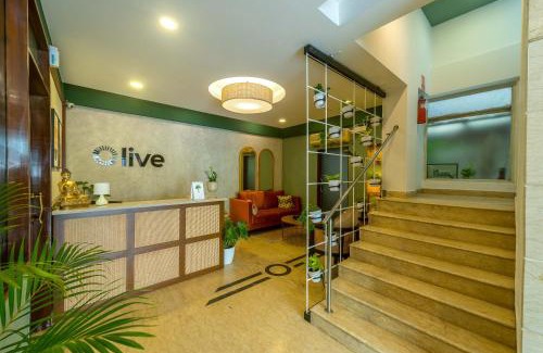 Shanthala Nagar Hotel | Olive Zip Rest House Road by Embassy Group