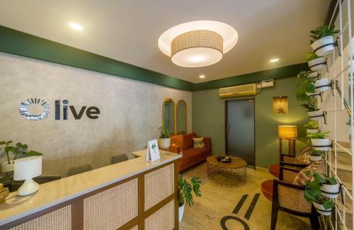 Shanthala Nagar Hotel | Olive Zip Rest House Road by Embassy Group